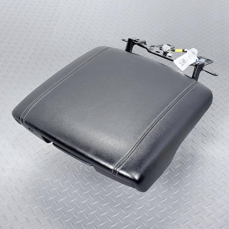 ✅ 2019-2026 RAM 1500 2500 3500 OEM CENTER CONSOLE LEATHER ARMREST Black ARM REST