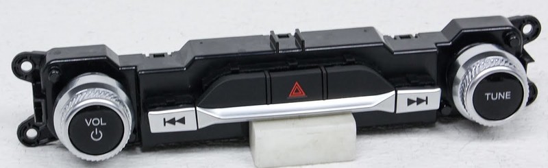 OEM Ford Explorer Radio Media Control LB5Z-18C858-AE Scratches