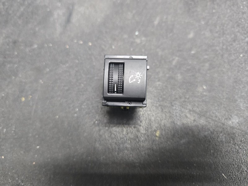Dimmer Light Control Switch 2021 Toyota RAV4 84119-0R020 2019 2020 2022 2023