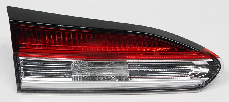 OEM Halogen Tail Lamp For Toyota Corolla Cross 81590-0A150 Inner -Lens Flaw