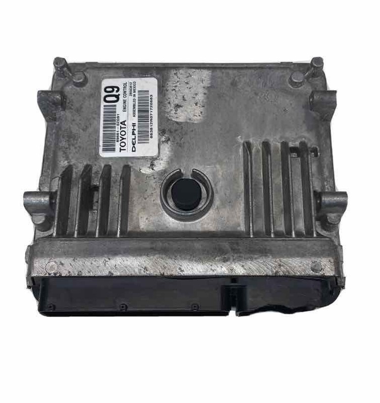 Toyota Corolla engine control module 17 to 19 ecm ecu OEM broken plug 896610ZQ91