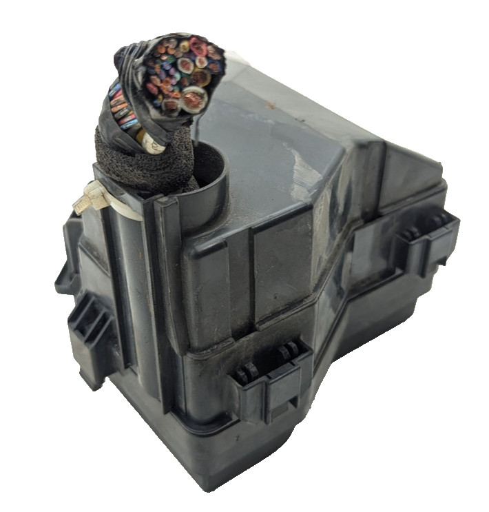 2007-2011 HONDA CRV CR-V Engine Bay Fuse Relay Junction Box OEM