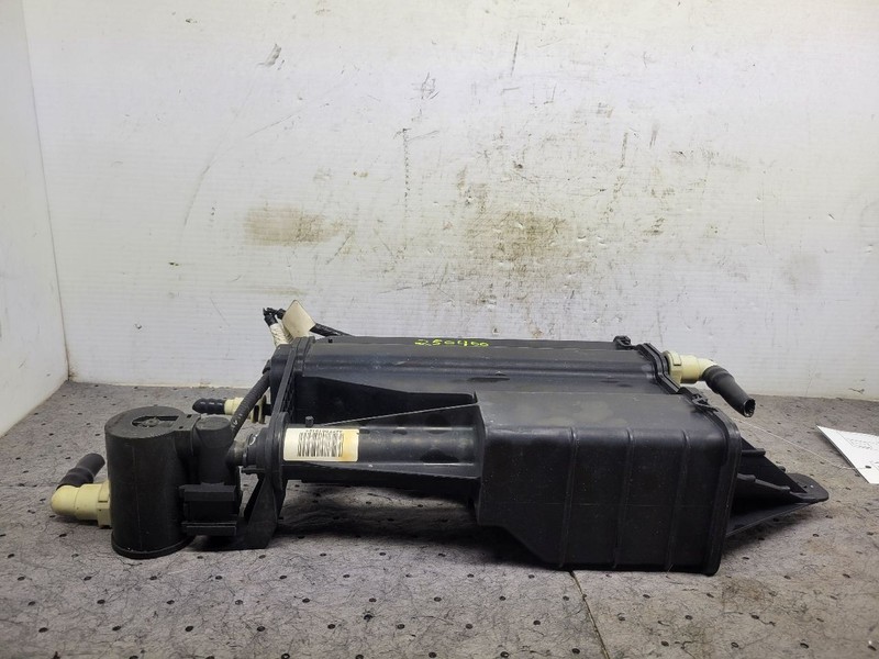 SRX 2013 Fuel Vapor Canister 1684442