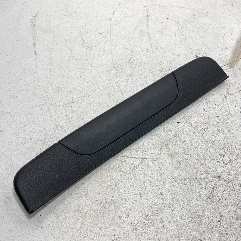 2018-19-20-2023 TOYOTA CAMRY SE DOOR SILL SCUFF PLATE TRIM COVER REAR LEFT OEM