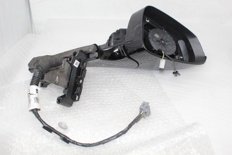 Genuine 2021-2023 TESLA MODEL S PLAID RIGHT REAR VIEW 1613820-00-F OEM
