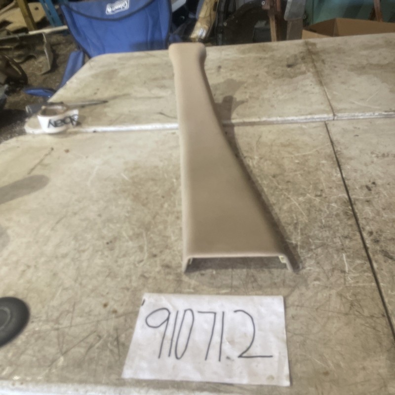 2004-2009 Cadillac SRX B Pillar Trim Panel Interior Left Side