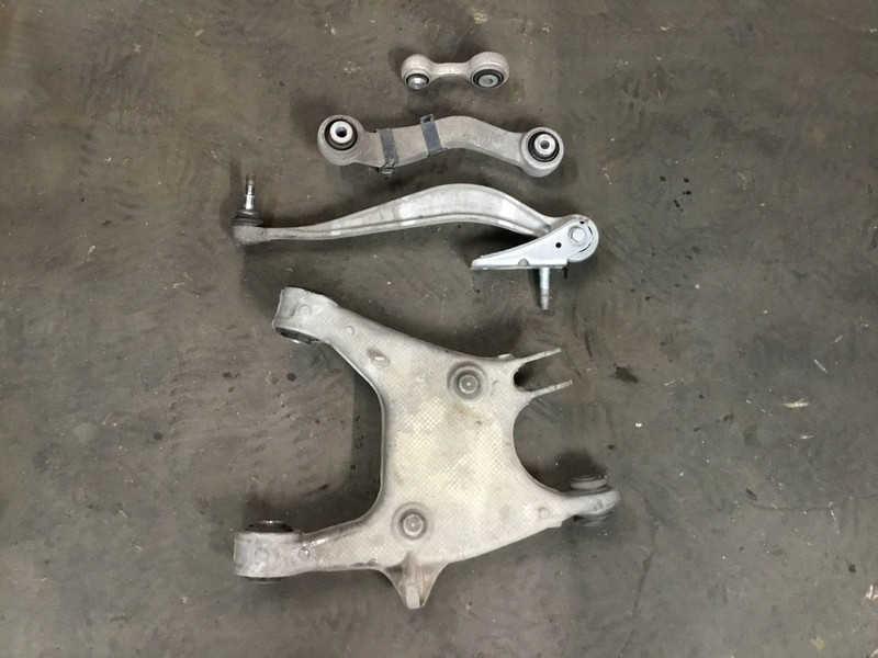 BMW 650I 650 F06 2013 RWD Rear Right Passenger Control Arm Set 4 PCS 12 - 16 |:Y