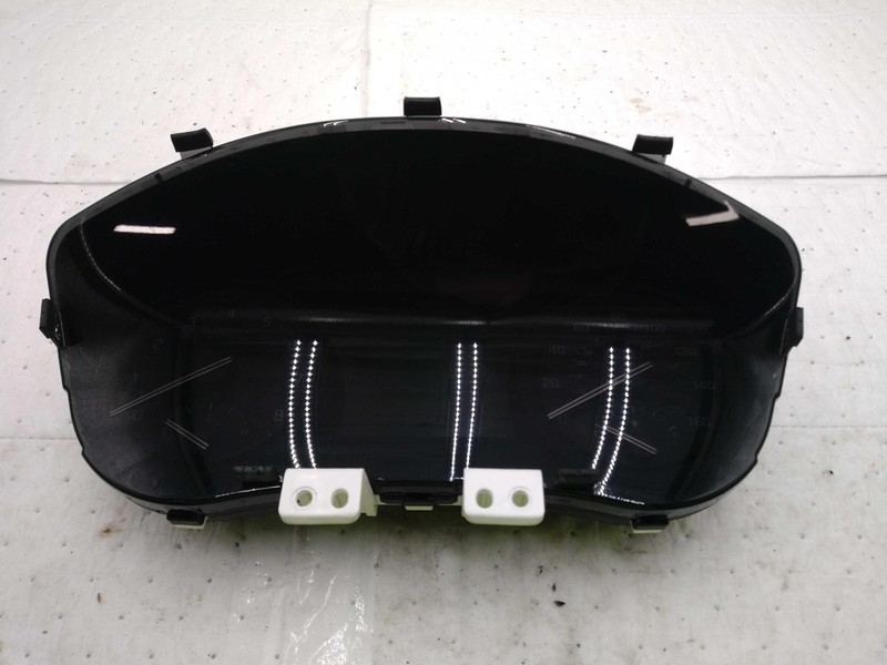 Used Speedometer Gauge fits: 2018 Genesis G80 cluster US market 7.0`` display ID