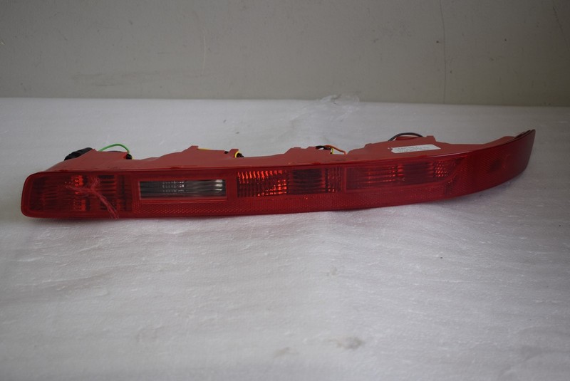 2007-2015 AUDI Q7 REAR RIGHT TAIL LAMP FACTORY OEM