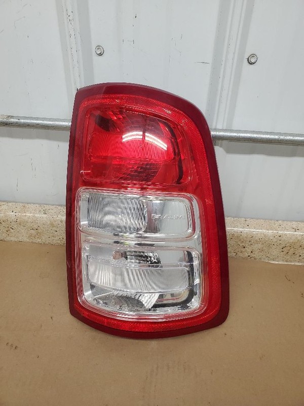 Passenger Tail Light Incandescent Red Trim Fits 19-24 DODGE 2500 PICKUP 307503