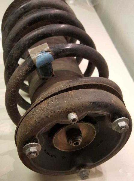 01 02 03 04 05 06 BMW X5 R. STRUT FRONT 3.0L 150334