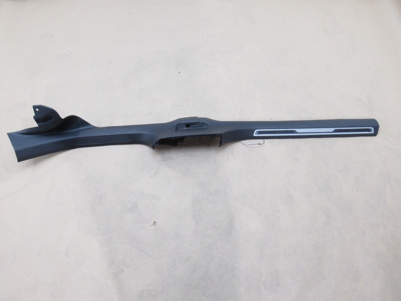 Volkswagen Jetta GLI 2022 Right Illuminated Door Sill Scuff Plate Panel 18-25 >