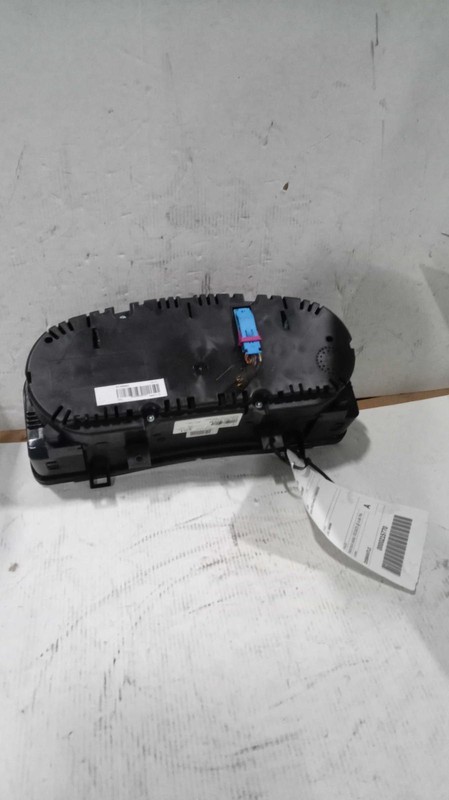 Used Speedometer Gauge fits: 2017 Volkswagen Tiguan cluster MPH US market ID 5N0