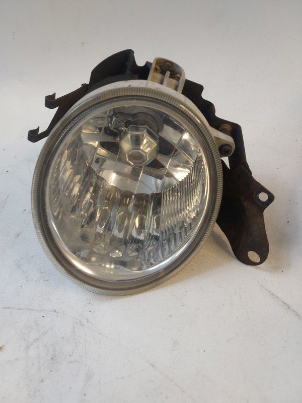 2003-2005 Subaru Forester Front Right Passenger Side Fog Light Lamp OEM