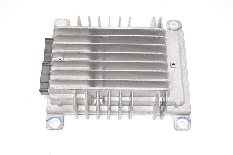 INFINITI QX56 NISSAN ARMADA Amplifier AMP Audio BOSE OEM 2008 - 2012 *