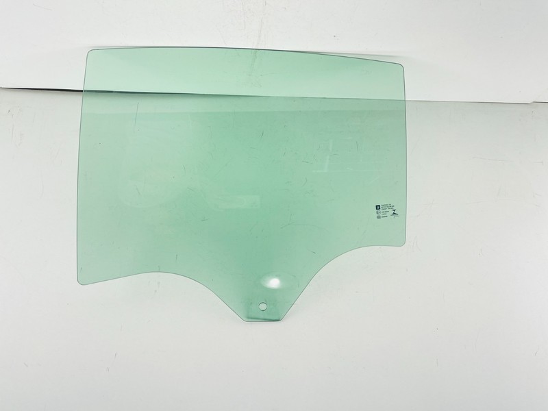18-20 BUICK REGAL SPORTBACK Driver Side Left Rear Door Window Glass OEM GM