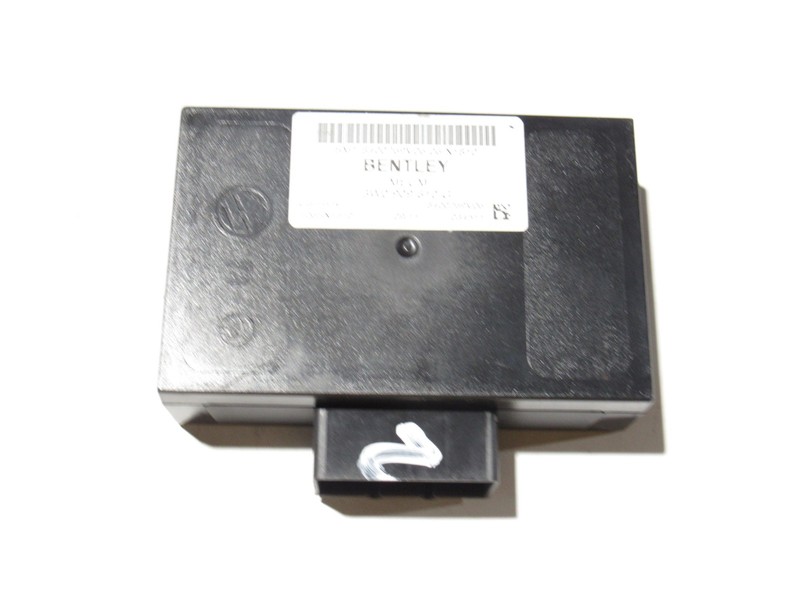 Bentley Continental GT 2012 Trunk Lid Release Control Module Unit 11-18 ;#3