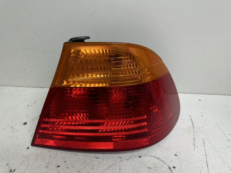 2001-2003 BMW 325Ci coupe right passenger QRT MTD taillight taillamp tail light