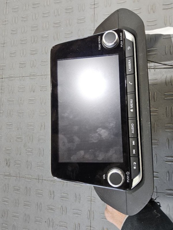 2021-2022 Nissan Rogue Radio Display and Receiver ID 25915-6RROC