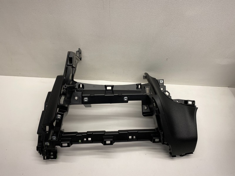 2016-2018 KIA OPTIMA CENTER DASH LOWER TRIM PANEL BLACK OEM