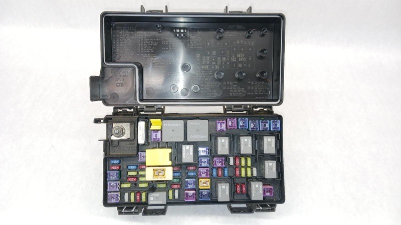 12 CHRYSLER TOWN & COUNTRY TIPC power control module fuse box OEM 1 Year Wnty!