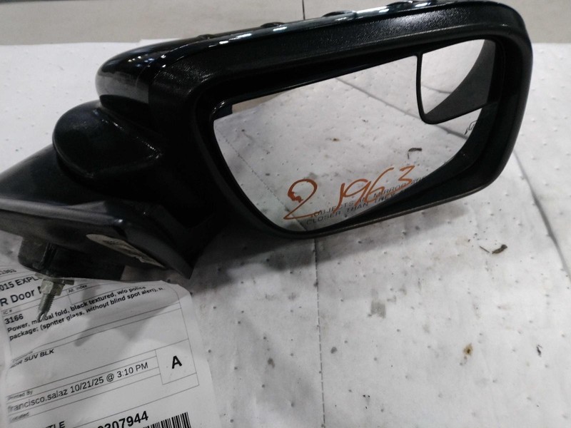 2015 Ford Explorer Right Door Mirror Assembly Black OEM 166787 128K Miles