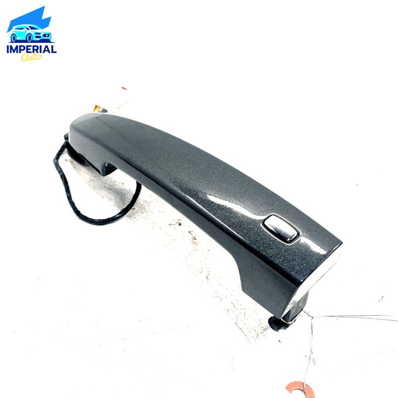 2018-2023 GMC TERRAIN FRONT RIGHT PASSENGER SIDE EXTERIOR DOOR HANDLE OEM