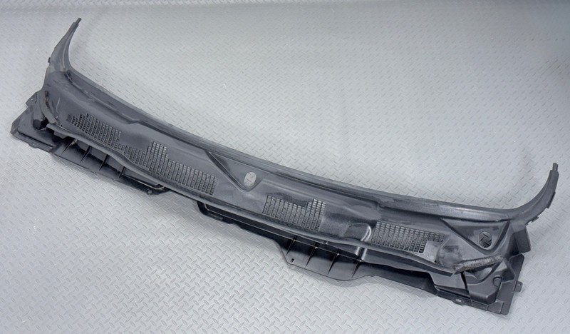 ✅ 2009-24 RAM 1500 2500 3500 OEM COWL TOP PANEL WINDSHIELD WIPER COVER TRIM 51K