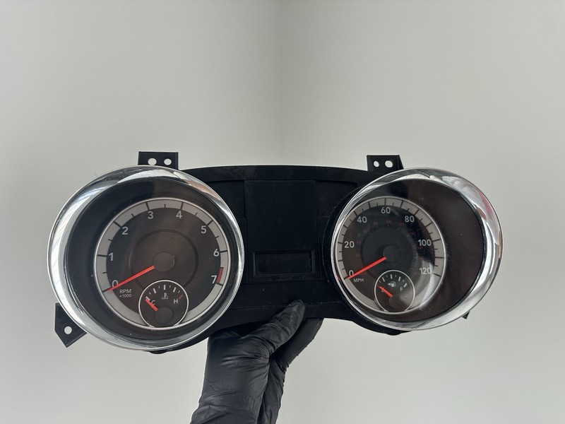 2018 Dodge Caravan Speedometer Gauge P68376133AE OEM