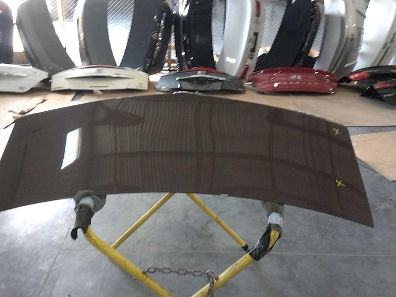 2016 Mercedes-Benz E-Class Brown Deck Lid OEM 2127500975 4DR SED