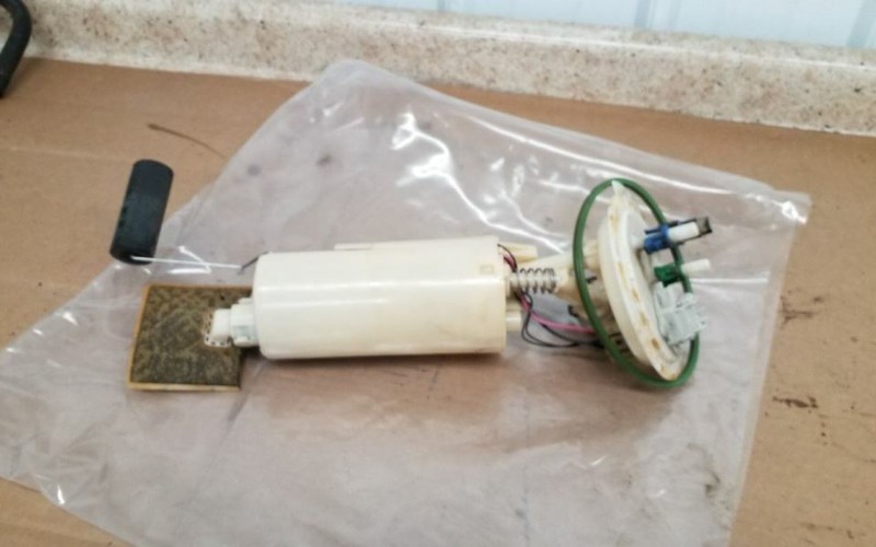 Fuel Pump Module Assembly 2.4L Fits 01-02 CARAVAN 219149