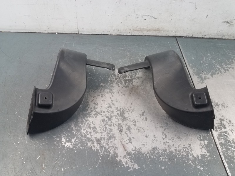 2007 Chevy Corvette C6 Rear Brake Cooling Ducts #9216 F1