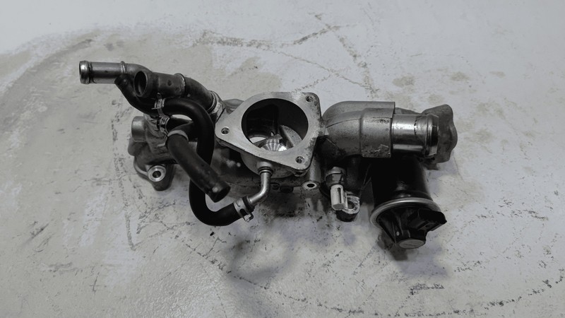 2016-2022 HONDA PILOT 3.5L ENGINE WATER COOLANT THERMOSTAT HOUSING EGR VALVE OEM