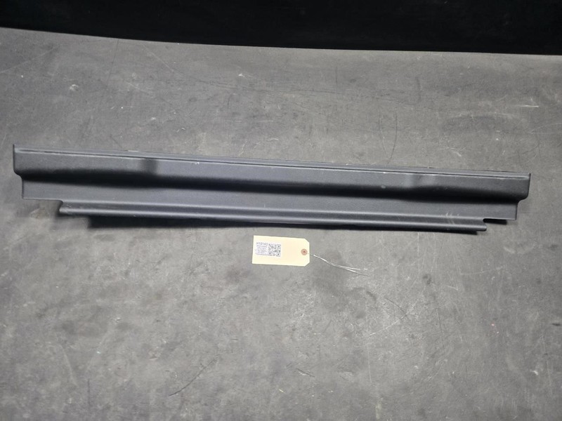 Trunk Floor Front Trim Panel 2019 Honda CR-V 83304-TLA-A01ZA 2017 2018 - 2022