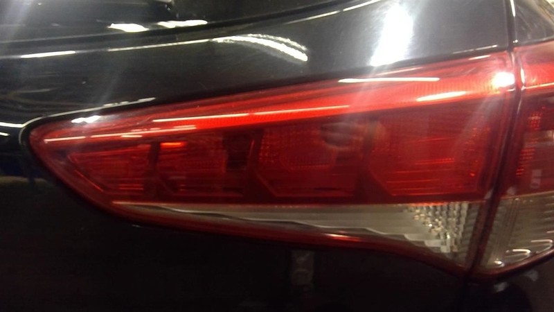 Passenger Tail Light Incandescent Liftgate Mounted Fits 16-18 TUCSON 1787831