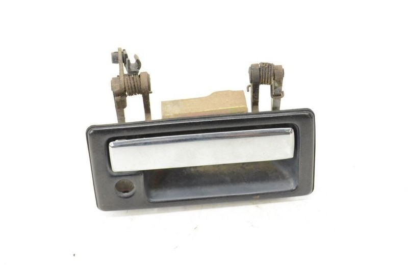 1982-1983 DATSUN 280ZX S130 2+2 PASSENGER RIGHT FRONT CHROME DOOR HANDLE