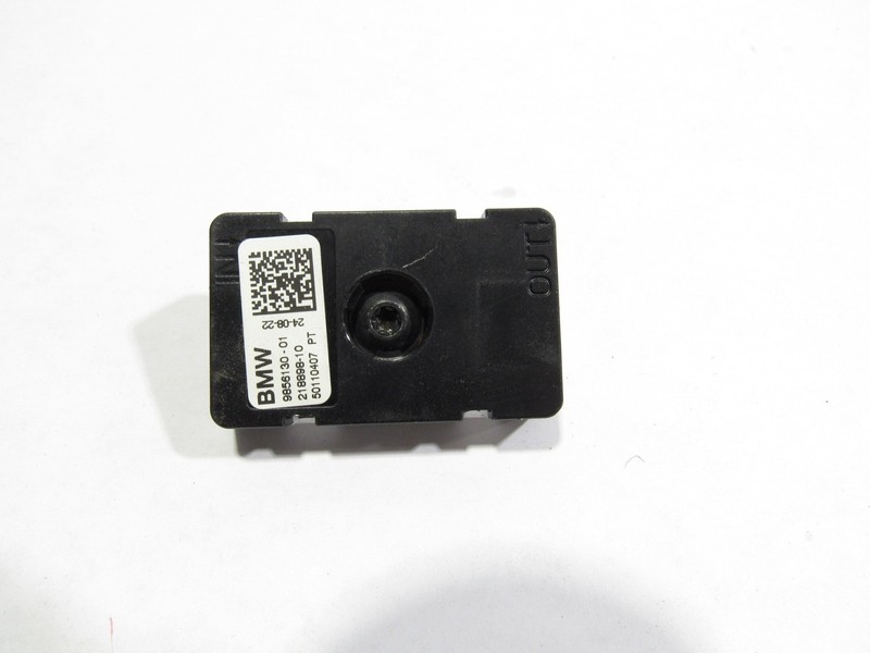23-25 BMW M2 G87 2023 SUV Signal Antenna Noise Suppression Filter Module|