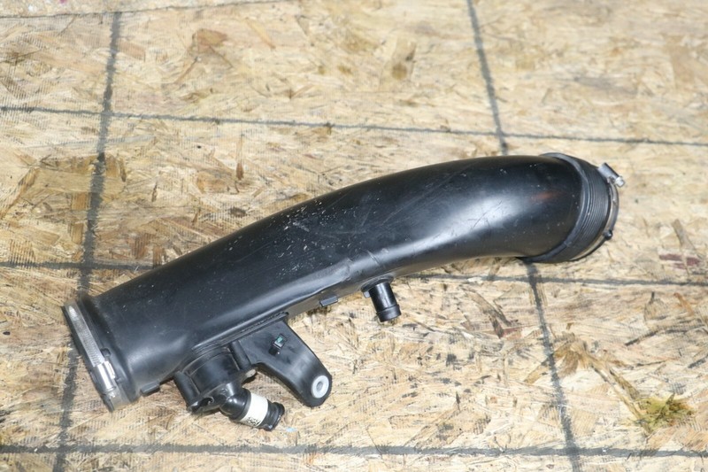 BMW E70 E71 F15 F12 F01 3.0L N55 AIR CLEANER INTAKE UPPER DUCT TUBE PIPE OEM 32K