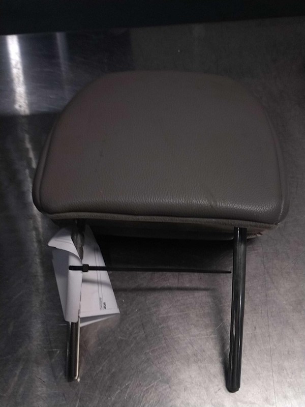 2013 Honda Pilot Black Headrest OEM Used 153K Miles - Fast Shipping