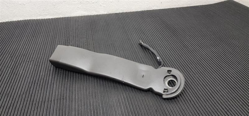 03-07 Chevrolet Silverado Front Left Driver Belt Buckle Gray OEM 88957876