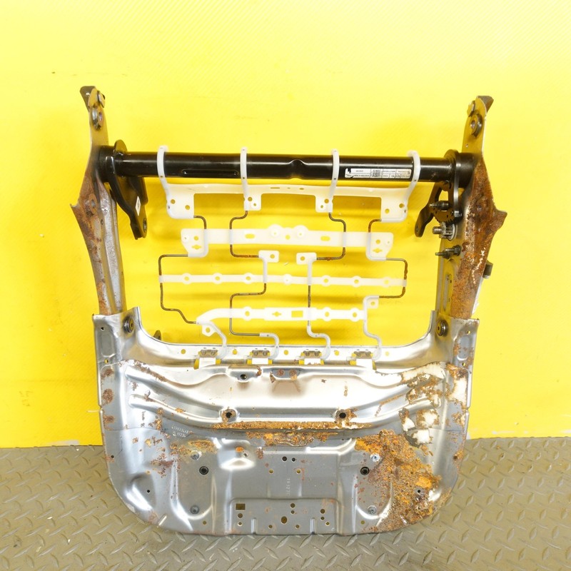 2019-2022 VOLVO XC40 FRONT LEFT SIDE SEAT ADJUSTING TRACK FRAME OEM 32272052