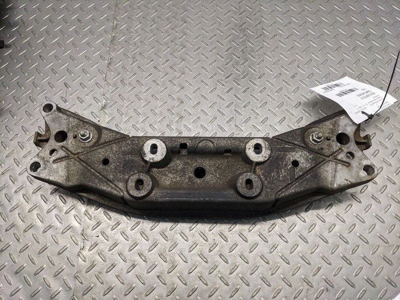 2015 CHEVY SS SEDAN AUTOMATIC TRANSMISSION CROSSMEMBER OEM 92243606 1169355