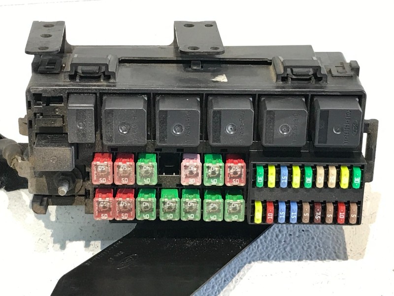 05-07 OEM Ford Escape Hybrid Fuse Box Module Assembly Unit 5M6T-14A075-A