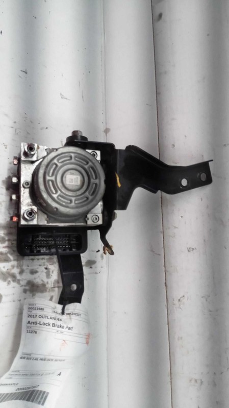 2017 Mitsubishi Outlander ABS Hydraulic Assembly OEM 4670B702 143K Miles