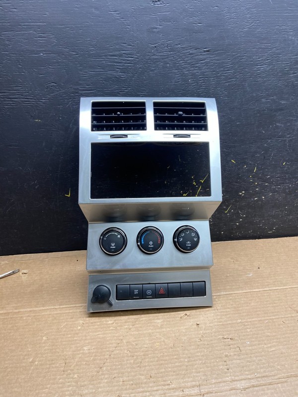 2007 to 2012 Dodge Nitro Dash Climate Temperature Control Radio Bezel W0382 DG