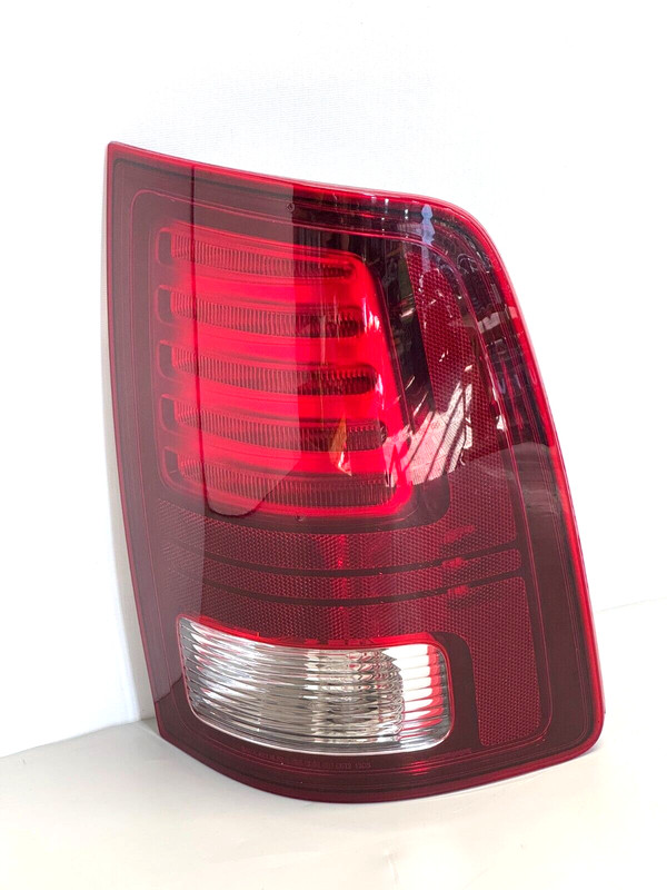 ✅2013-2024 CLASSIC RAM 1500-3500 SPORT RIGHT SIDE LED Taillight Taillamp RH OEM