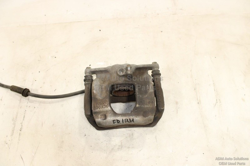 2014-2019 MERCEDES CLA250 CLA45 AMG FRONT RIGHT PASSENGER SIDE BRAKE CALIPER OEM