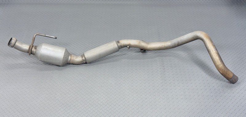 ✅ 2009-24 RAM 1500 Class 5.7L OEM REAR LEFT EXHAUST SYSTEM RESONATOR PIPE TUBE