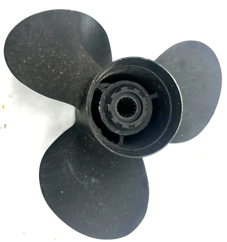 Michigan Match 48-35936A3 - 14 x 11 RH Aluminum 031054 Propeller