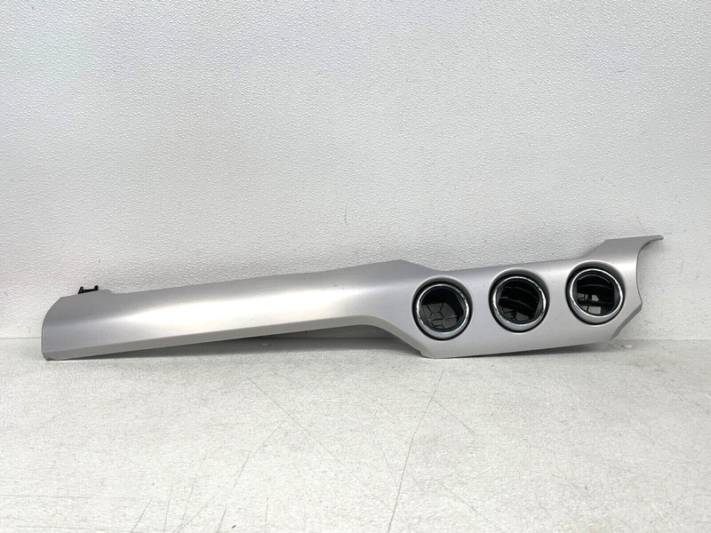 ⭐2016-2020 FORD MUSTANG DASHBOARD CENTER AC AIR VENT BEZEL GRILL ASY OEM LOT2527